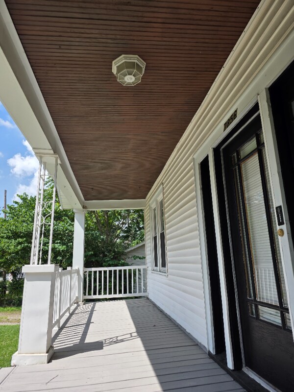 Foto del edificio - 7856 Joseph St