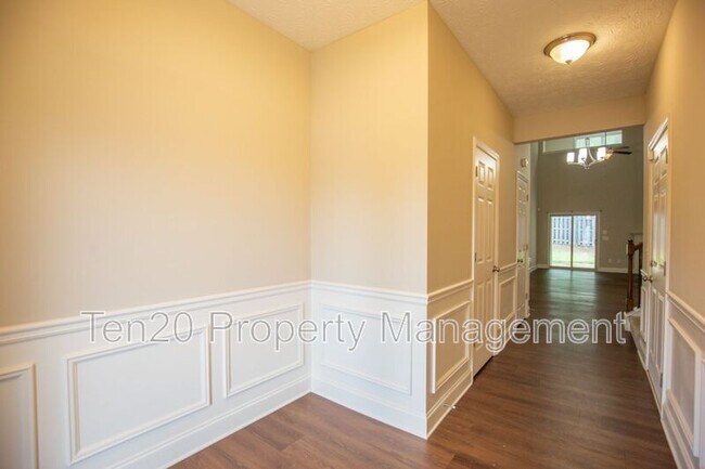 Foto del edificio - 6002 Townes Way