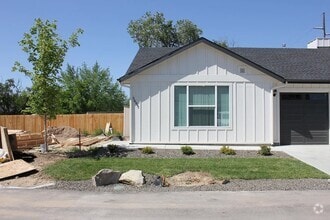Building Photo - 3695 N Maple Grove Rd