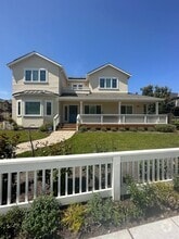Building Photo - 862 Sierra Vista Ave