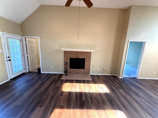Foto del edificio - 4149-4141 One Pl Ln