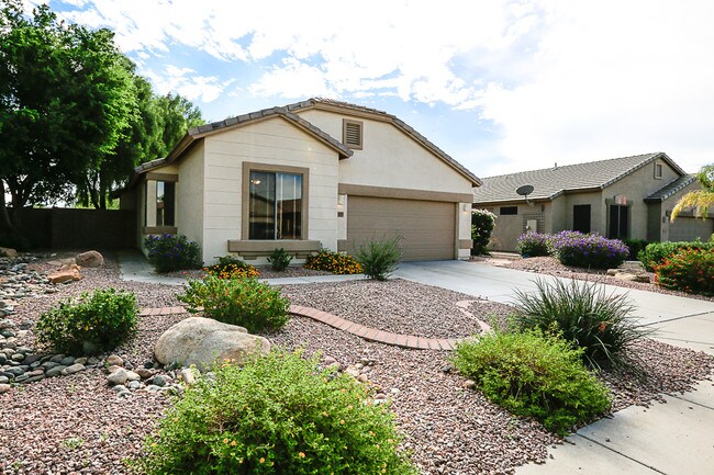 Foto del edificio - 20695 N 94th Dr