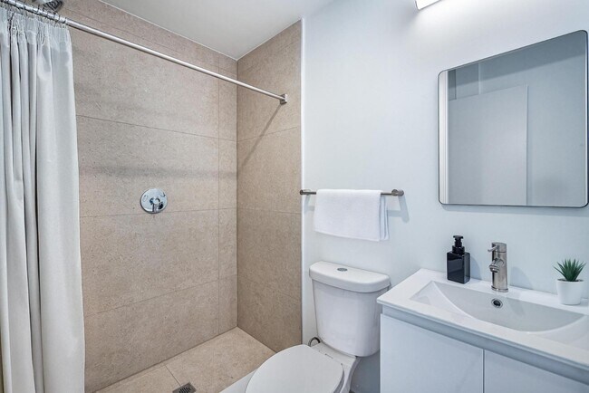 Foto del edificio - 626 NW 11th Ave