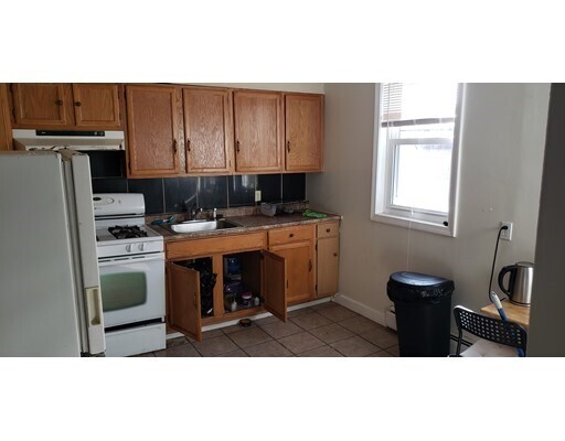 Foto del edificio - 184 Broadway