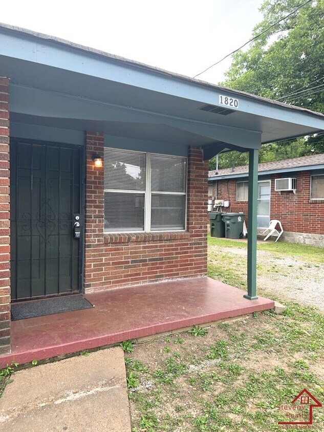 Foto principal - 1820 Olive St