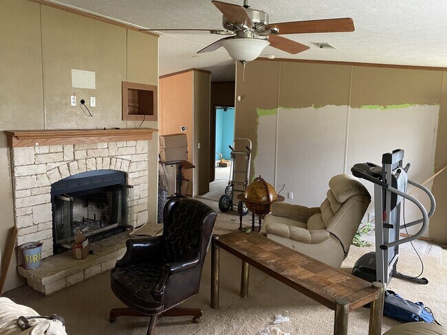 Building Photo - 1785 CR 328 R61785