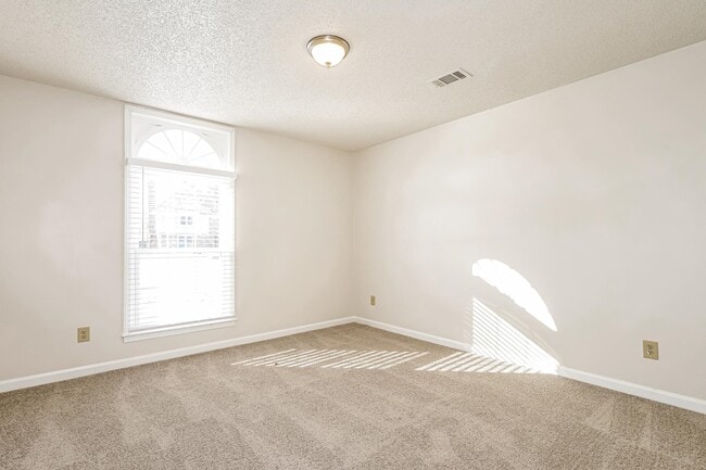 Building Photo - 4290 Timber Jump Cove