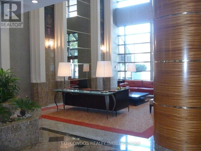 Building Photo - 1001 Bay St.