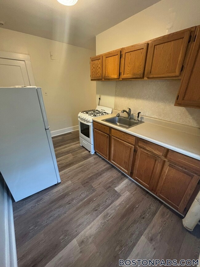 Foto del edificio - 155 Summer St