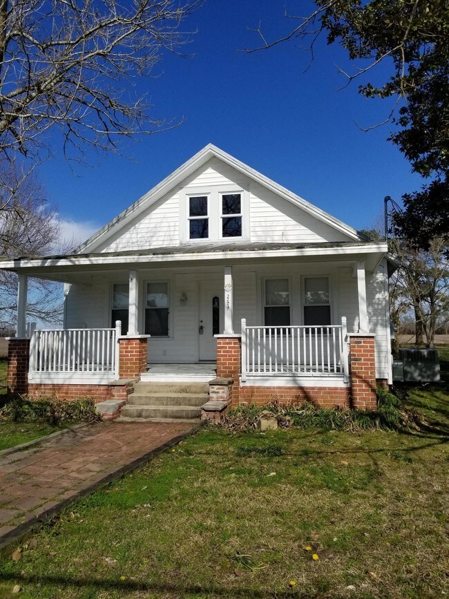 Building Photo - 22917 NC-55