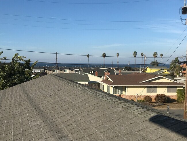 Foto del edificio - 525 Bonita St