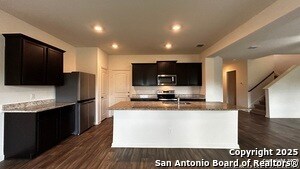 Building Photo - 7239 Lazy Cyn