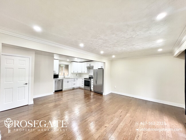 Building Photo - Newly Renovated 3-Bedroom Detached Home wi...