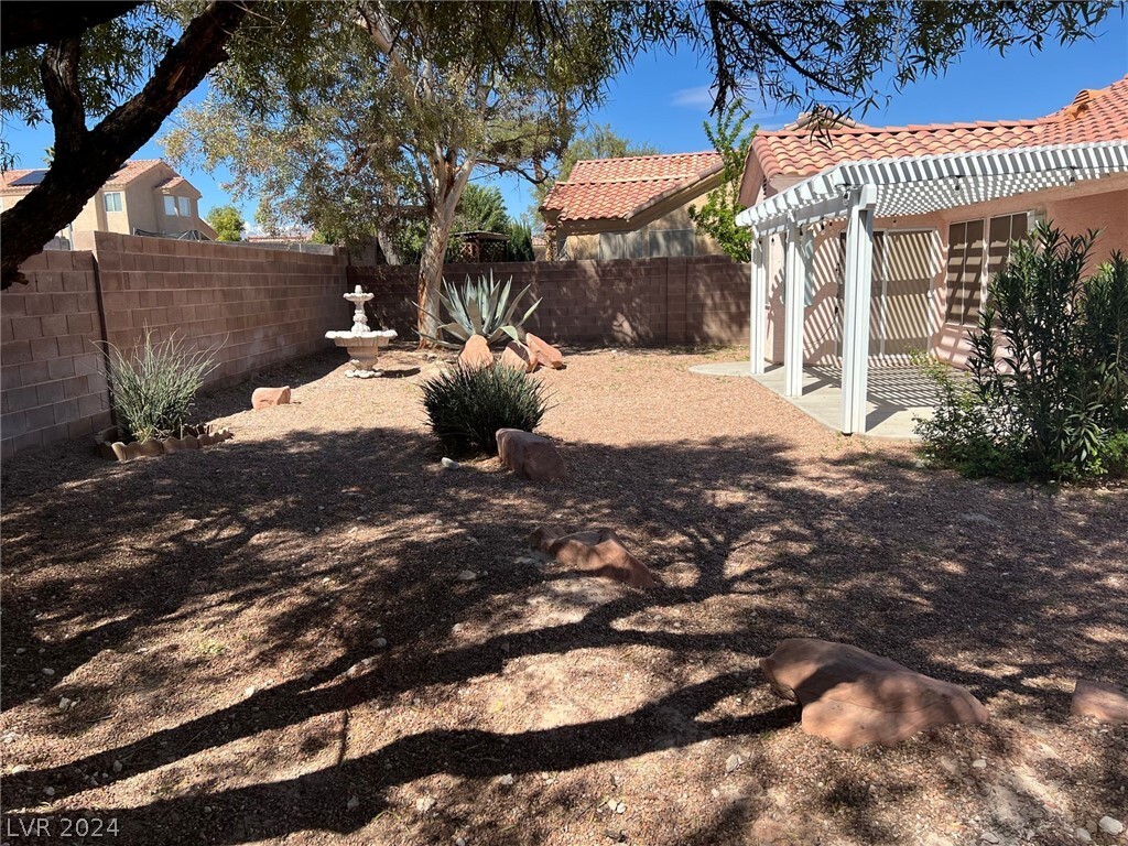 Building Photo - 5625 San Ardo Pl