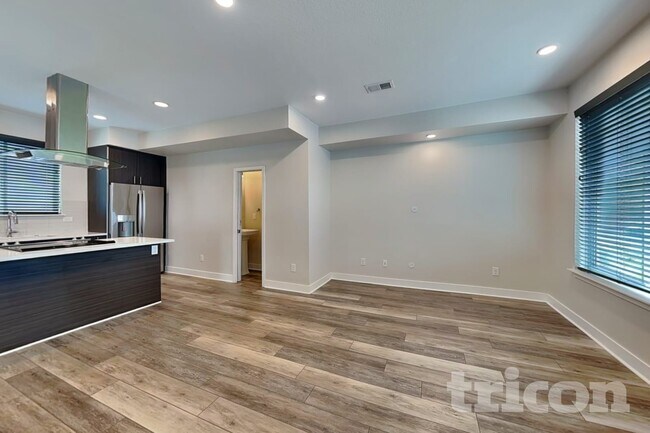Foto del edificio - 4060 W 13th Ave