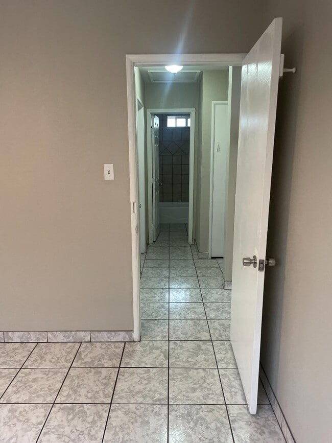 Building Photo - 3539 Baltic Ave