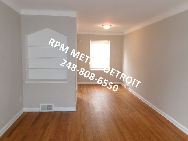 Building Photo - Ready to be Moved in Brick Condo in Dearborn.