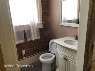 Building Photo - 2 br, 2 bath House - 439 Main Street