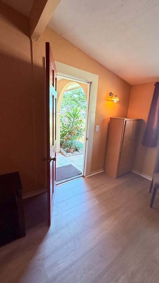 Foto del edificio - 3324 Webber St