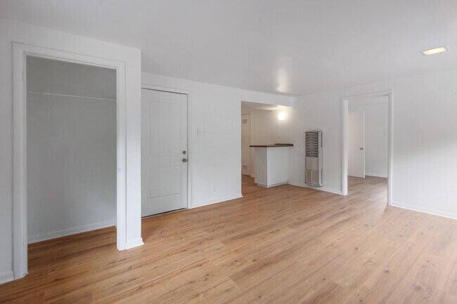 Building Photo - 3400 Lafayette Ave