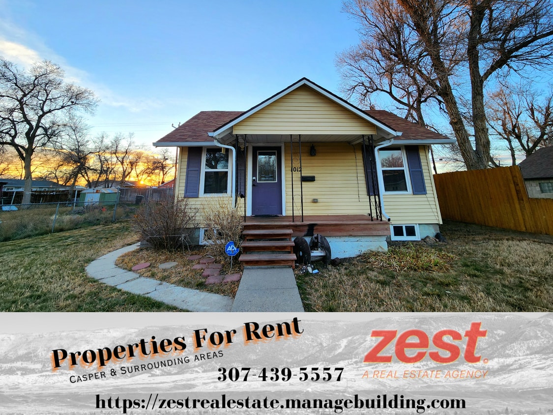 Primary Photo - 1012 N Kimball St