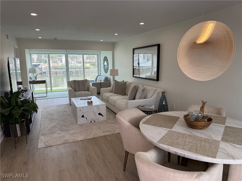 Foto principal - 1550 Gulf Shore Blvd N