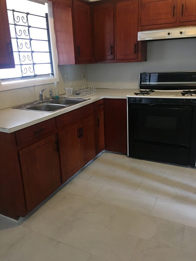 Foto del edificio - Beautiful Remodeled 3/1 Home