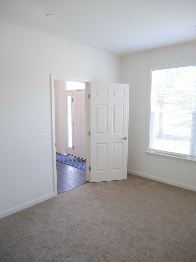 Foto del edificio - Stunning 3 Bedroom Townhouse Easton, MD
