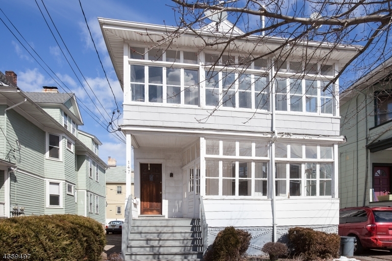 Primary Photo - 147 Claremont Ave
