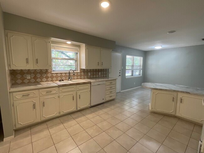 Foto del edificio - 1822 Greenwood Ln