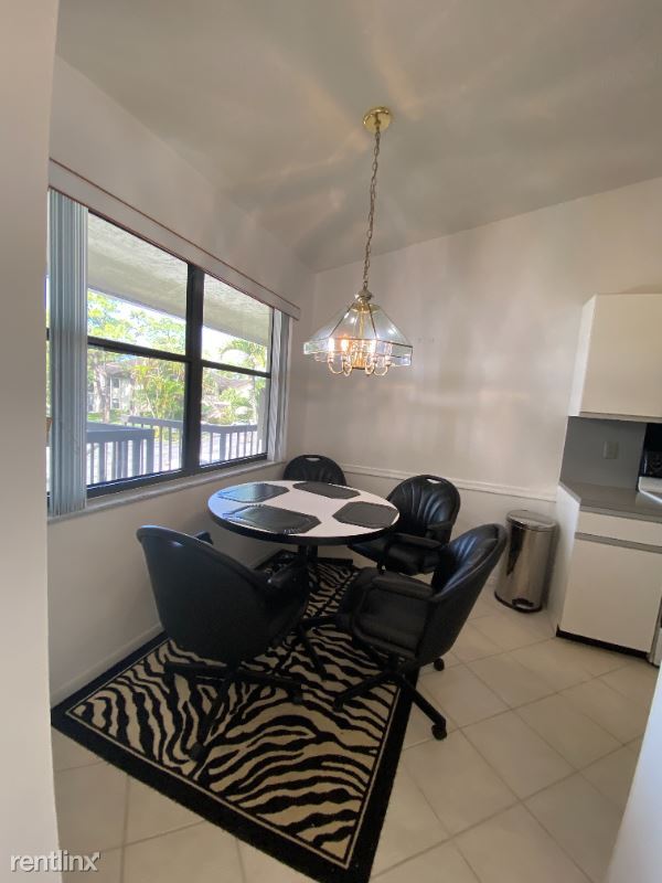 Building Photo - 7610 Tahiti Ln