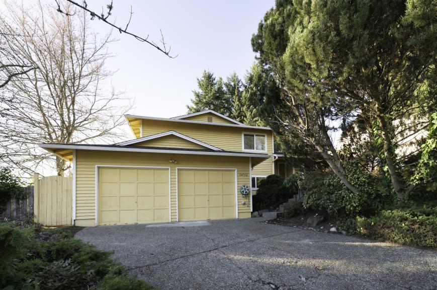 Foto principal - 3 bedroom in Bellevue WA 98006