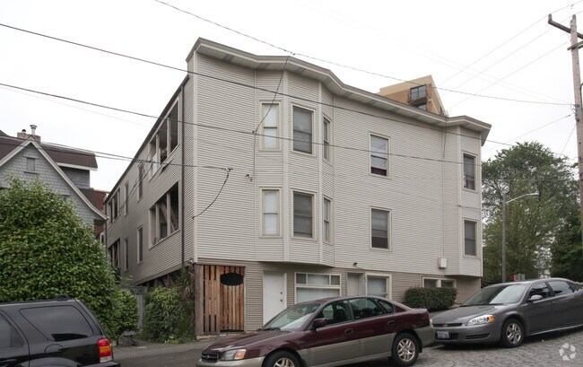 Building Photo - 500 East Union Apartments