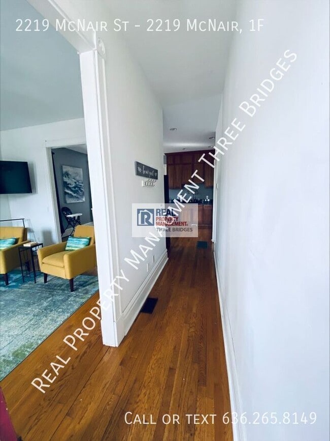 Building Photo - 2219 McNair Ave