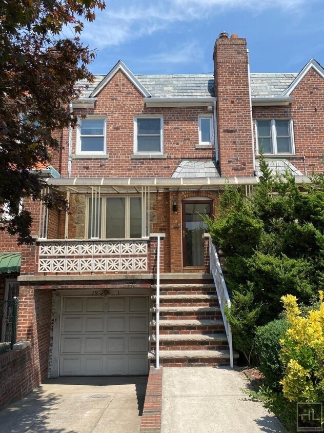 Primary Photo - GERRITSEN AVENUE