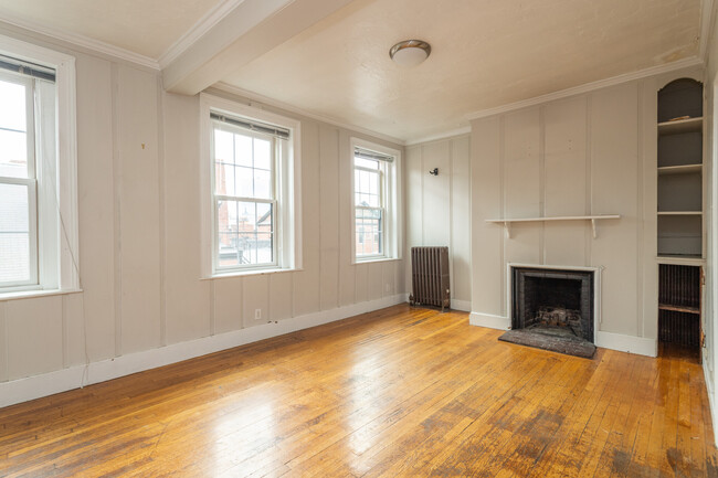 Building Photo - 30 Revere St
