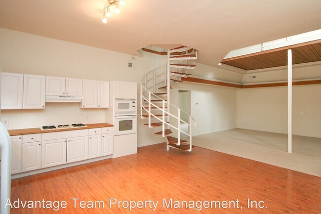 Foto del edificio - 2171 Sunset Cliffs Blvd