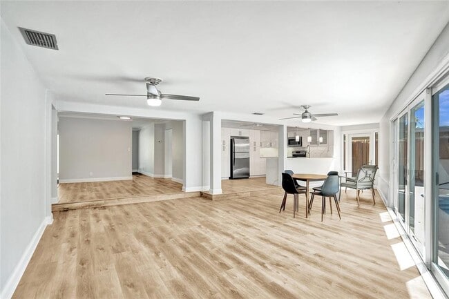 Foto del edificio - 2031 NE 62nd St