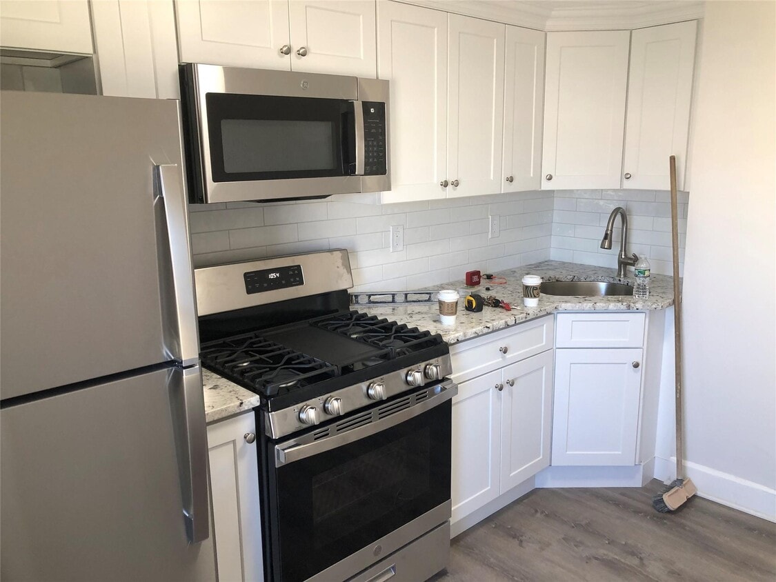 Foto principal - 2108 Grand Ave