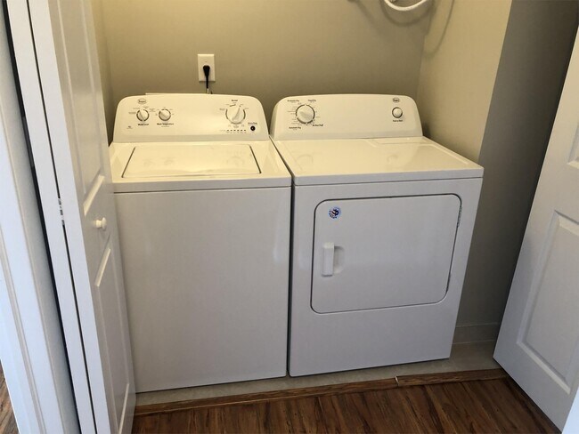 Foto del edificio - 5089 Breckenridge Pl
