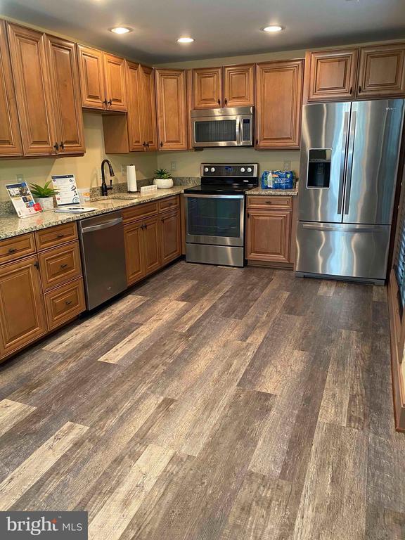 Foto principal - 8222 Winstead Pl