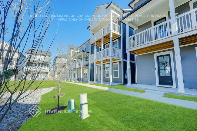 Building Photo - 647 Vernon Ave