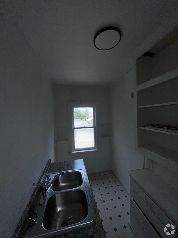 Building Photo - 1211 Starr Ave