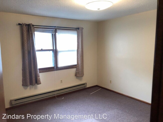Building Photo - 209 Martin Ct