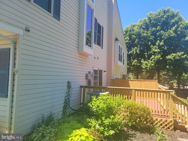 Building Photo - 6104 Hoskins Hollow Cir