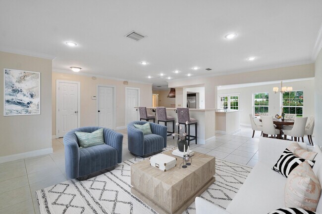 Foto del edificio - 5665 Golfway Dr