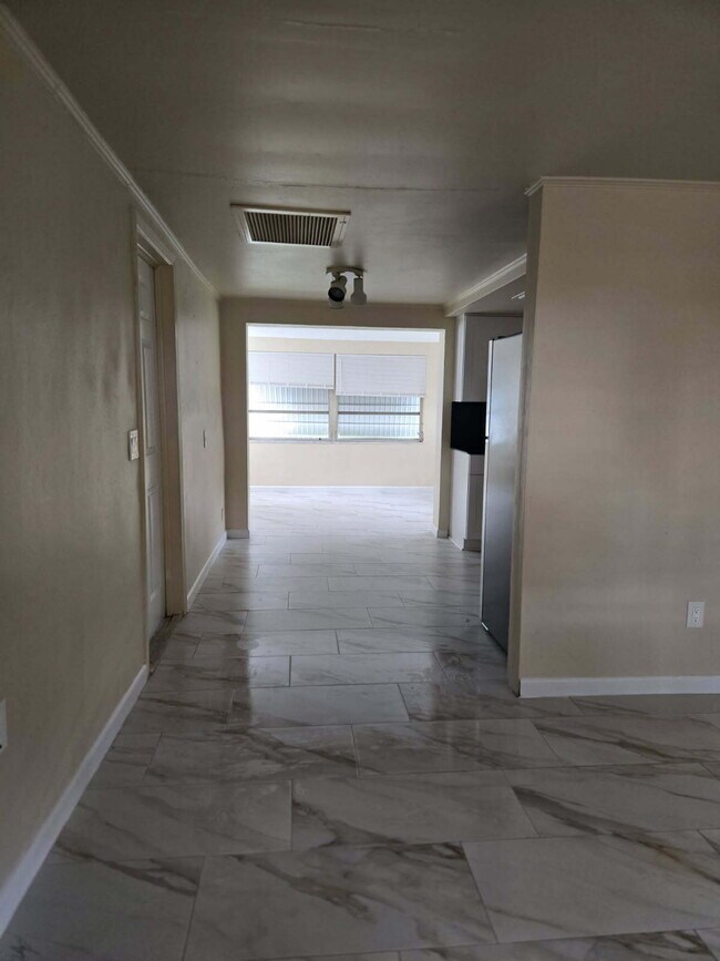 Foto del edificio - "Charming 2-Bed, 2-Bath Retreat on Pegasus...