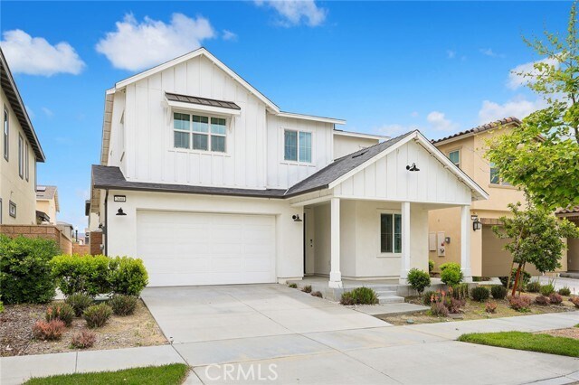 Building Photo - 2680 E Penelope Ln