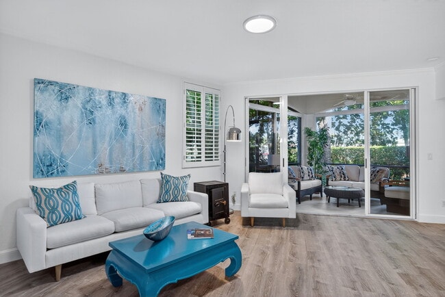 Building Photo - 8390 Excalibur Cir