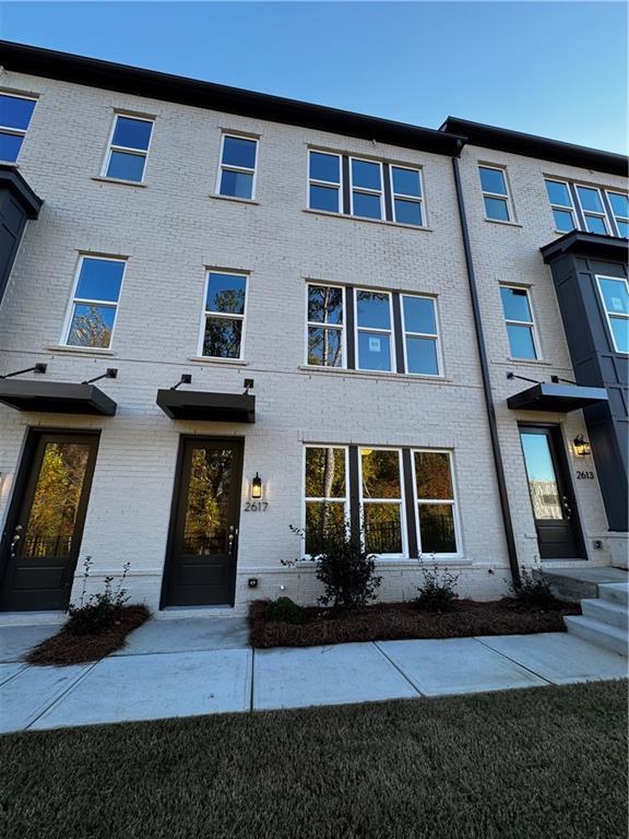 Foto del edificio - 2617 Camphor Xing